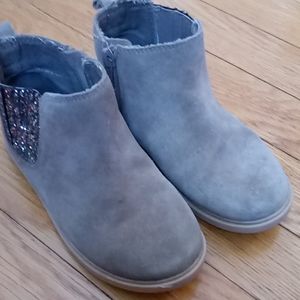 Tucker and Tate booties